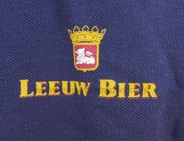 blauw leeuw shirt logo